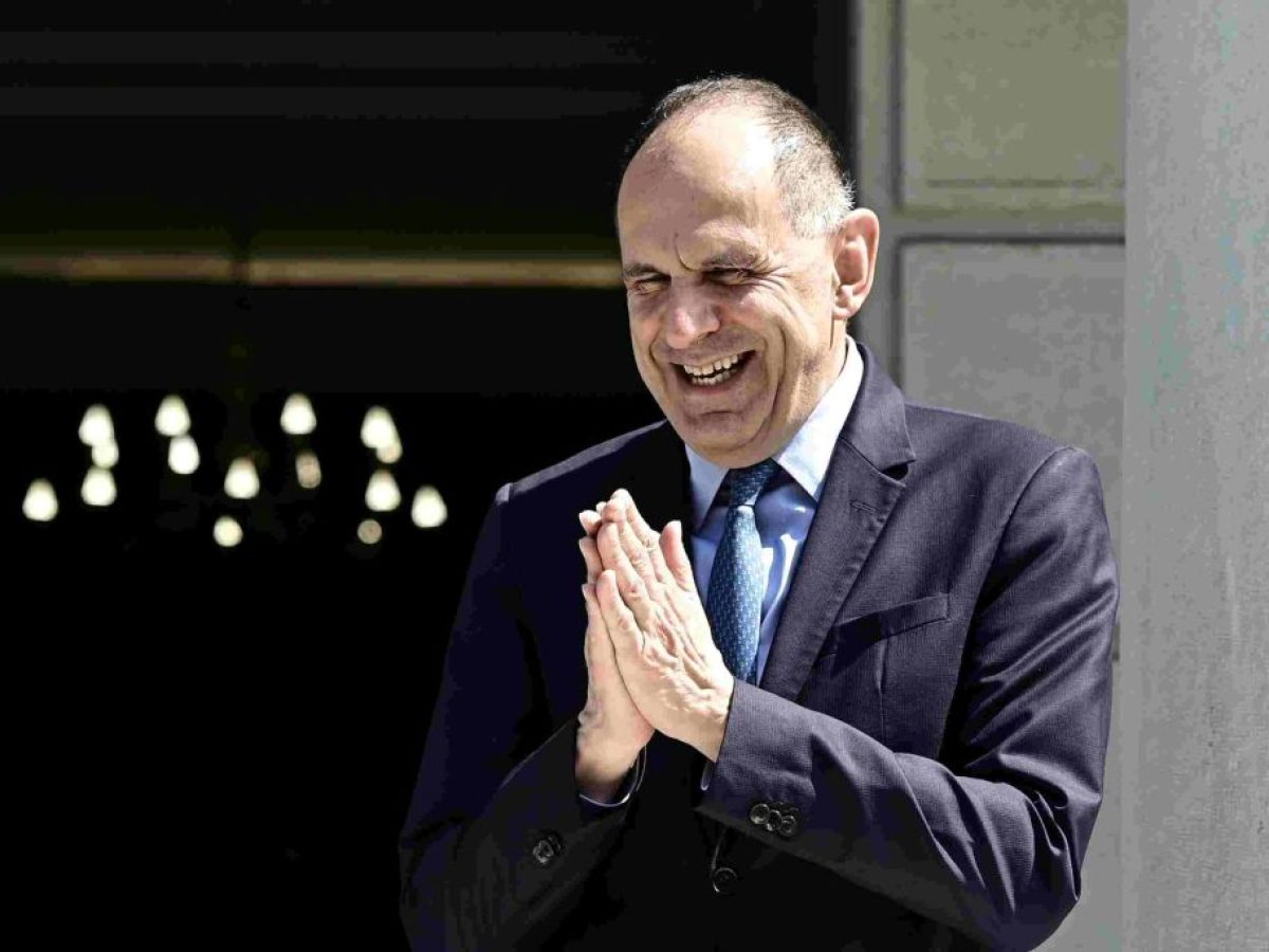 EL &ndash; &Gamma;. &Gamma;&epsilon;&rho;&alpha;&pi;&epsilon;&tau;&rho;ί&tau;&eta;&sigmaf; &sigma;&tau;&omicron;&nu; &Omicron;&Eta;&Epsilon;: &Iota;&sigma;&chi;&upsilon;&rho;ό &delta;&iota;&epsilon;&theta;&nu;έ&sigmaf; &pi;&lambda;&alpha;ί&sigma;&iota;&omicron; &kappa;&alpha;&iota; &epsilon;&pi;&omicron;&pi;&tau;&iota;&kappa;ό&sigmaf; &phi;&omicron;&rho;έ&alpha;&sigmaf; &gamma;&iota;&alpha; &tau;&eta;&nu; &Tau;&epsilon;&chi;&nu;&eta;&tau;ή &Nu;&omicron;&eta;&mu;&omicron;&sigma;ύ&nu;&eta;