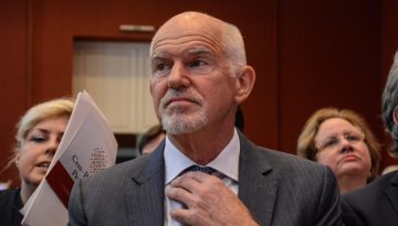 &Pi;&alpha;&pi;&alpha;&nu;&delta;&rho;έ&omicron;&upsilon;: &laquo;&Omicron; &Mu;&eta;&tau;&sigma;&omicron;&tau;ά&kappa;&eta;&sigmaf; &pi;ή&gamma;&epsilon; &sigma;&tau;&omicron; &Kappa;&alpha;&sigma;&tau;&epsilon;&lambda;&lambda;ό&rho;&iota;&zeta;&omicron; &gamma;&iota;&alpha; &nu;&alpha; &kappa;&lambda;&epsilon;ί&sigma;&epsilon;&iota; έ&nu;&alpha;&nu; &kappa;ύ&kappa;&lambda;&omicron; &pi;&omicron;&upsilon; ά&nu;&omicron;&iota;&xi;&epsilon; &mu;&epsilon; &epsilon;&upsilon;&theta;ύ&nu;&eta; &tau;&eta;&sigmaf; &Nu;&Delta;&raquo; &ndash; The Press Project &ndash; &Epsilon;&iota;&delta;ή&sigma;&epsilon;&iota;&sigmaf;, &Alpha;&nu;&alpha;&lambda;ύ&sigma;&epsilon;&iota;&sigmaf;, &Rho;&alpha;&delta;&iota;ό&phi;&omega;&nu;&omicron;, &Tau;&eta;&lambda;&epsilon;ό&rho;&alpha;&sigma;&eta;