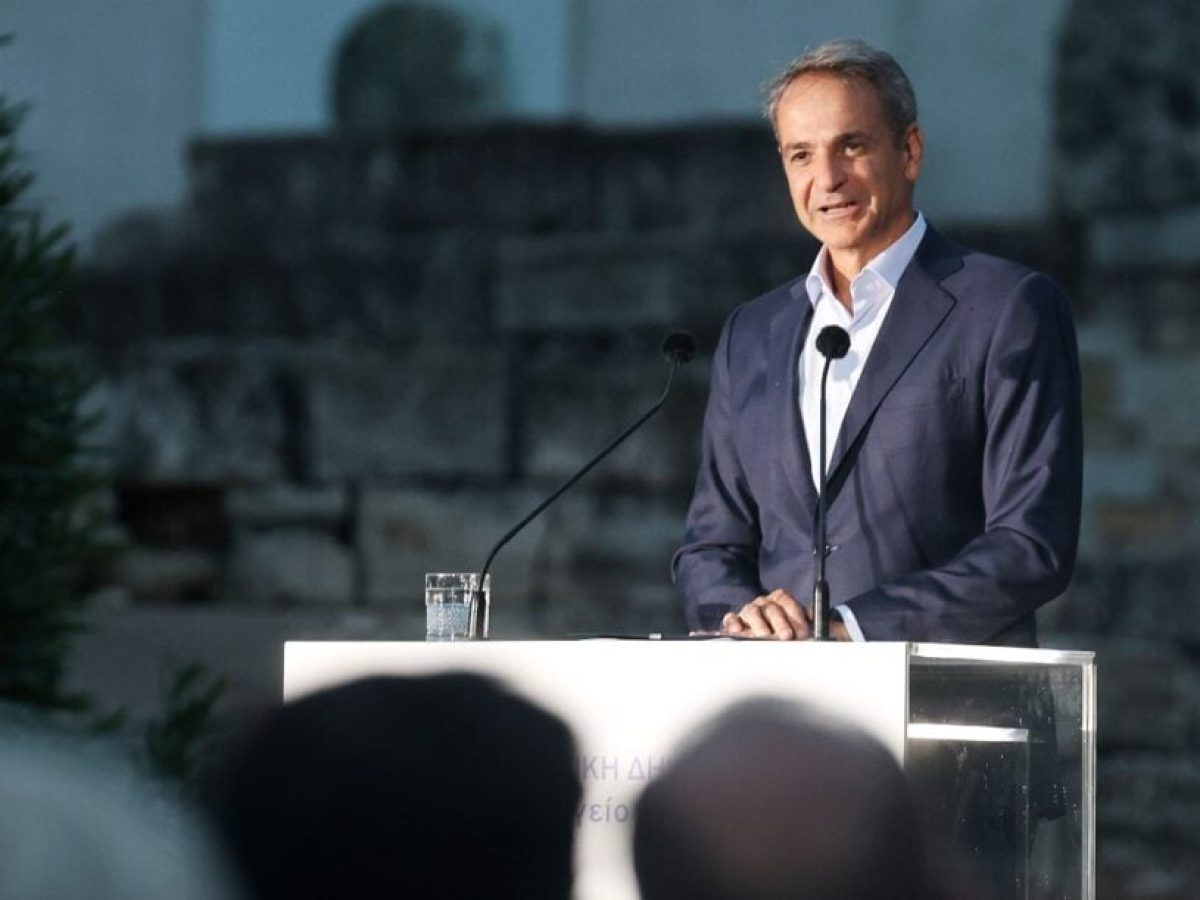 &Mu;&eta;&tau;&sigma;&omicron;&tau;ά&kappa;&eta;&sigmaf; &sigma;&tau;&omicron;&nu; &Kappa;&epsilon;&rho;&alpha;&mu;&epsilon;&iota;&kappa;ό: &Tau;&omicron; &mu;ή&nu;&upsilon;&mu;&alpha; &gamma;&iota;&alpha; &tau;&eta; &delta;&eta;&mu;&omicron;&kappa;&rho;&alpha;&tau;ί&alpha; &kappa;&alpha;&iota; &tau;&iota;&sigmaf; &sigma;ύ&gamma;&chi;&rho;&omicron;&nu;&epsilon;&sigmaf; &alpha;&pi;&epsilon;&iota;&lambda;έ&sigmaf;