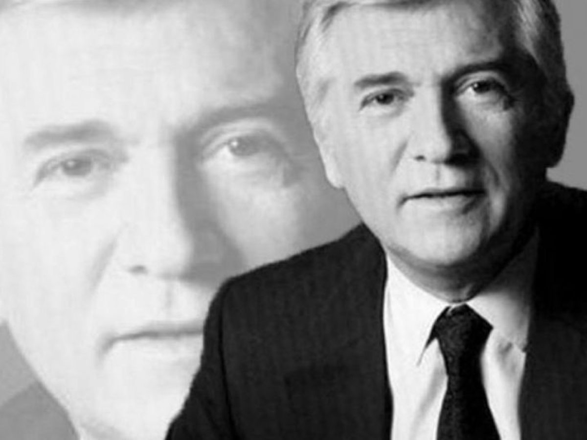 &Nu;.&Delta;. &gamma;&iota;&alpha; &Pi;&alpha;ύ&lambda;&omicron; &Mu;&pi;&alpha;&kappa;&omicron;&gamma;&iota;ά&nu;&nu;&eta;: &laquo;&Tau;&rho;&iota;ά&nu;&tau;&alpha; &epsilon;&pi;&tau;ά &chi;&rho;ό&nu;&iota;&alpha; &mu;&epsilon;&tau;ά, &eta; &mu;&nu;ή&mu;&eta; &tau;&omicron;&upsilon; &pi;&alpha;&rho;&alpha;&mu;έ&nu;&epsilon;&iota; &zeta;&omega;&nu;&tau;&alpha;&nu;ή &kappa;&alpha;&iota; &tau;&omicron; &pi;&alpha;&rho;ά&delta;&epsilon;&iota;&gamma;&mu;ά &tau;&omicron;&upsilon; &epsilon;&pi;ί&kappa;&alpha;&iota;&rho;&omicron;&raquo; | Lykavitos.gr