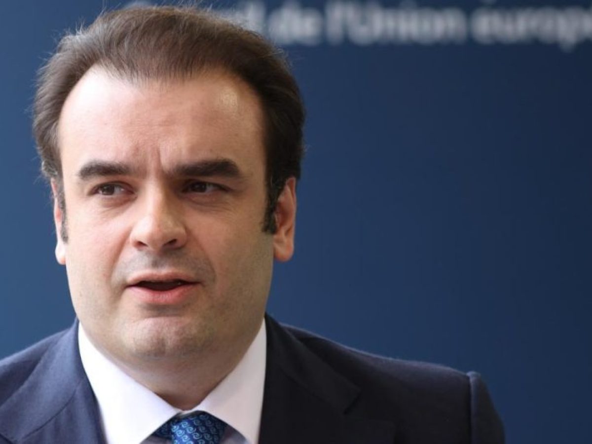 &Pi;&iota;&epsilon;&rho;&rho;&alpha;&kappa;ά&kappa;&eta;&sigmaf;: &laquo;&Eta; &Epsilon;&lambda;&lambda;ά&delta;&alpha; &theta;&alpha; &kappa;ά&nu;&epsilon;&iota; &tau;&omicron; maximum, &delta;&iota;&pi;&lambda;ή &pi;&alpha;&rho;έ&mu;&beta;&alpha;&sigma;&eta; &sigma;&epsilon; &pi;&epsilon;&tau;&rho;έ&lambda;&alpha;&iota;&omicron; &kappa;&alpha;&iota; &epsilon;&pi;ί&delta;&omicron;&mu;&alpha; &theta;έ&rho;&mu;&alpha;&nu;&sigma;&eta;&sigmaf;&raquo; | Lykavitos.gr