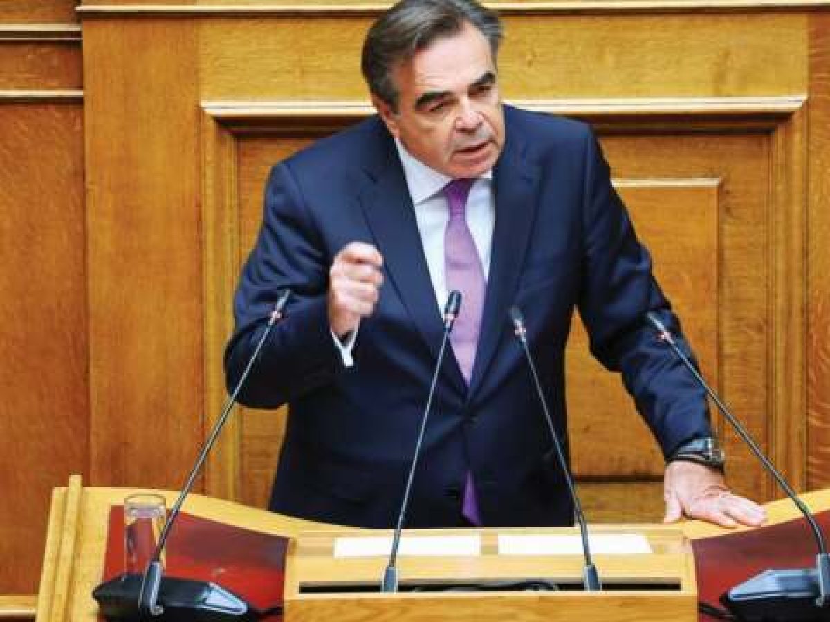 &Sigma;&tau;&alpha; &kappa;ά&gamma;&kappa;&epsilon;&lambda;&alpha; &omicron;&iota; &ldquo;&gamma;&alpha;&lambda;ά&zeta;&iota;&omicron;&iota;&rdquo; &pi;&rho;&omicron;&kappa;ά&tau;&omicron;&chi;&omicron;&iota; &tau;&omicron;&upsilon; &Sigma;&chi;&omicron;&iota;&nu;ά: &Gamma;&iota;&alpha;&tau;ί &theta;&epsilon;&omega;&rho;&omicron;ύ&nu; ό&tau;&iota; &tau;&omicron;&upsilon;&sigmaf; &epsilon;&xi;έ&theta;&epsilon;&sigma;&epsilon; &mu;&epsilon; &tau;&eta; &delta;ή&lambda;&omega;&sigma;ή&nbsp; &gamma;&iota;&alpha; &tau;&omicron; &ldquo;&pi;&alpha;&lambda;&alpha;&iota;ό &sigma;ύ&sigma;&tau;&eta;&mu;&alpha;&rdquo;