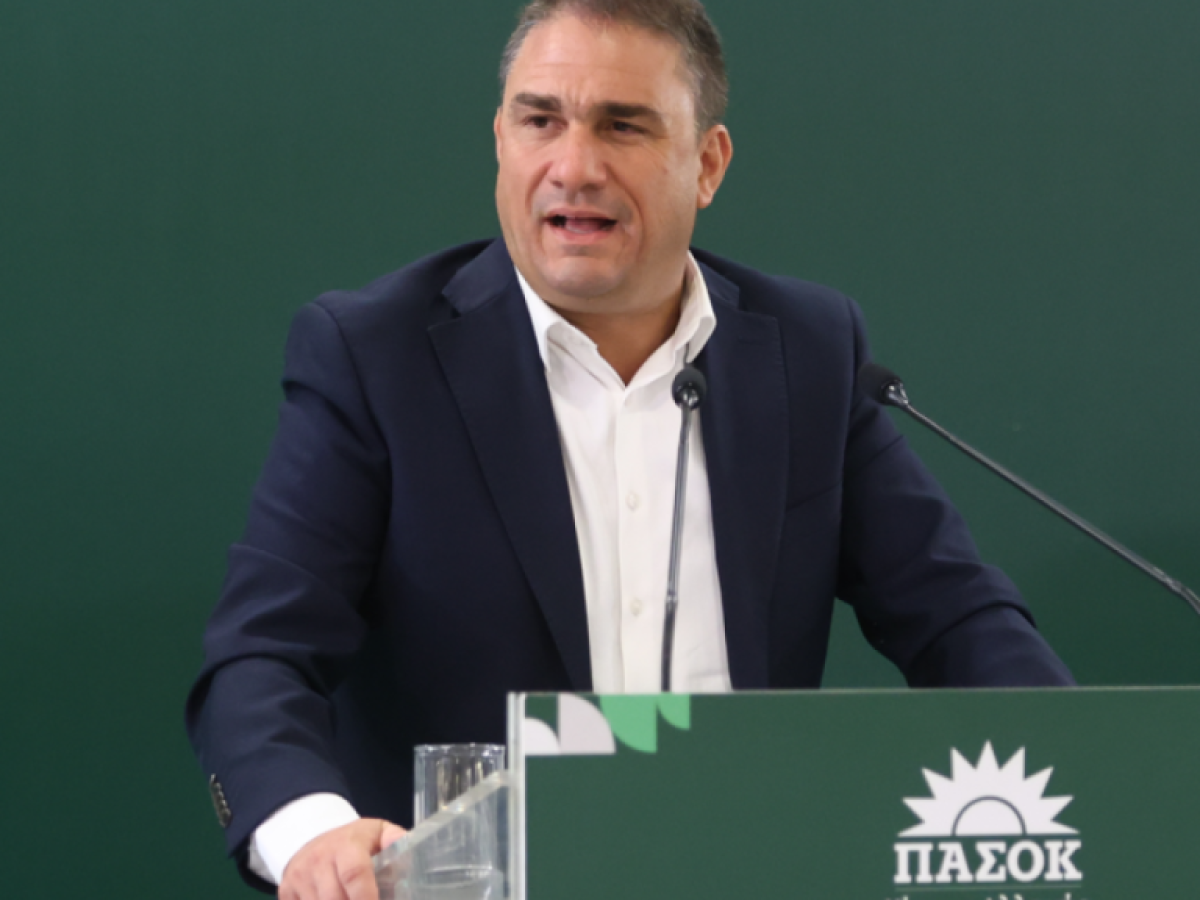 &Tau;&sigma;&omicron;&upsilon;&kappa;&alpha;&lambda;ά&sigmaf;: &Kappa;ύ&rho;&iota;&epsilon; &Mu;&alpha;&rho;&iota;&nu;ά&kappa;&eta;, &sigma;&tau;&alpha;&mu;&alpha;&tau;ή&sigma;&tau;&epsilon; &nu;&alpha; &pi;&epsilon;&rho;&iota;&phi;έ&rho;&epsilon;&tau;&epsilon; &tau;&eta;&nu; &alpha;&lambda;&alpha;&zeta;&omicron;&nu;&epsilon;ί&alpha; &tau;&eta;&sigmaf; &kappa;&upsilon;&beta;έ&rho;&nu;&eta;&sigma;&eta;&sigmaf;