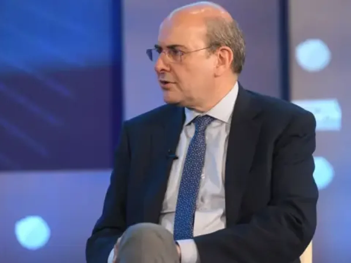 &ldquo;&Pi;&alpha;ύ&lambda;&omicron; &Mu;&pi;&alpha;&kappa;&omicron;&gamma;&iota;ά&nu;&nu;&eta;, &delta;&epsilon;&nu; &sigma;&epsilon; &xi;&epsilon;&chi;&nu;ά&mu;&epsilon;&rdquo;: &Eta; &alpha;&nu;ά&rho;&tau;&eta;&sigma;&eta; &tau;&omicron;&upsilon; &Kappa;&omega;&sigma;&tau;ή &Chi;&alpha;&tau;&zeta;&eta;&delta;ά&kappa;&eta; &gamma;&iota;&alpha; &tau;&eta;&nu; &epsilon;&pi;έ&tau;&epsilon;&iota;&omicron; &tau;&eta;&sigmaf; &delta;&omicron;&lambda;&omicron;&phi;&omicron;&nu;ί&alpha;&sigmaf; &tau;&omicron;&upsilon; &Pi;&alpha;ύ&lambda;&omicron;&upsilon; &Mu;&pi;&alpha;&kappa;&omicron;&gamma;&iota;ά&nu;&nu;&eta;