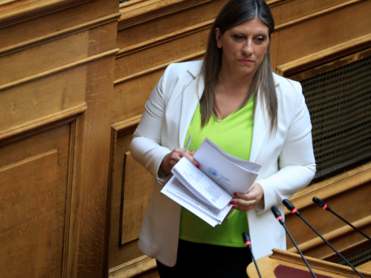 &Kappa;&omega;&nu;&sigma;&tau;&alpha;&nu;&tau;&omicron;&pi;&omicron;ύ&lambda;&omicron;&upsilon;: &laquo;&Epsilon;&kappa;&tau;ό&sigmaf; &tau;ό&pi;&omicron;&upsilon; &kappa;&alpha;&iota; &chi;&rho;ό&nu;&omicron;&upsilon; &omicron; &Mu;&eta;&tau;&sigma;&omicron;&tau;ά&kappa;&eta;&sigmaf;&raquo;