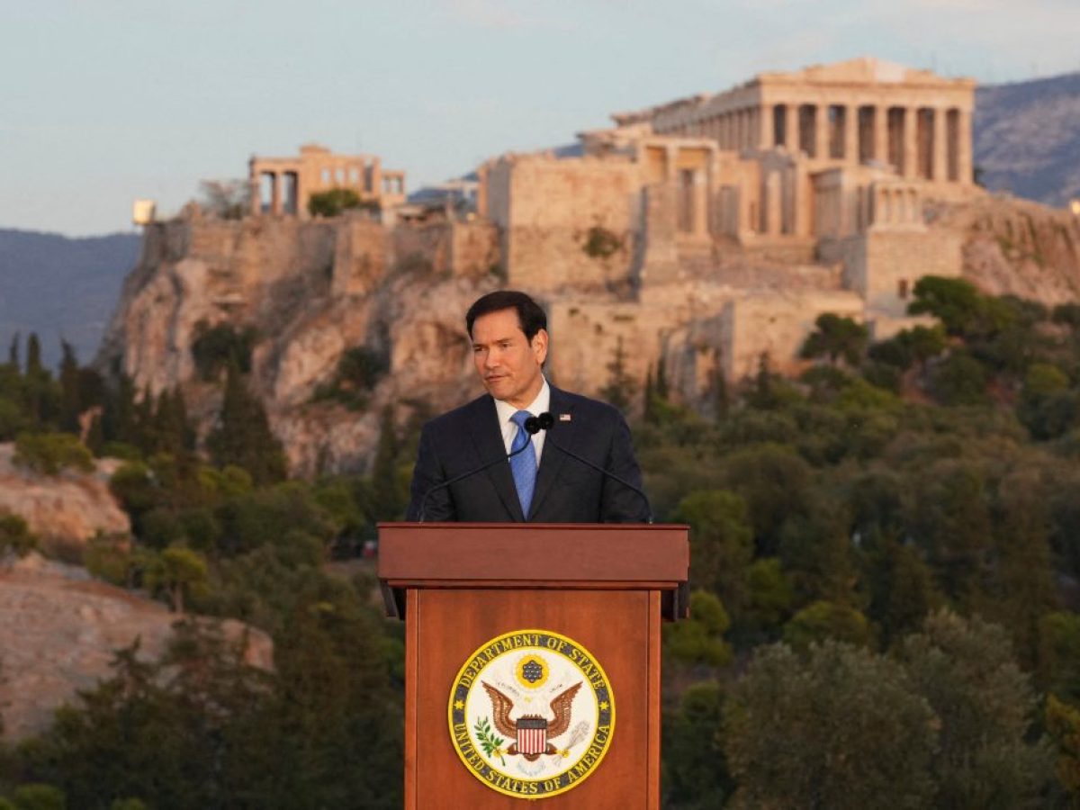 &Omicron; &Rho;&omicron;ύ&mu;&pi;&iota;&omicron; &epsilon;&xi;&upsilon;&mu;&nu;&epsilon;ί &tau;&eta;&nu; &laquo;&alpha;&delta;&iota;&alpha;&pi;&rho;&alpha;&gamma;&mu;ά&tau;&epsilon;&upsilon;&tau;&eta; &epsilon;&pi;&iota;&delta;ί&omega;&xi;&eta; &tau;&eta;&sigmaf; &epsilon;&theta;&nu;&iota;&kappa;ή&sigmaf; &iota;&sigma;&chi;ύ&omicron;&sigmaf;&raquo; &sigma;&epsilon; &epsilon;&theta;&nu;&iota;&kappa;&iota;&sigma;&tau;&iota;&kappa;ή &omicron;&mu;&iota;&lambda;ί&alpha; &tau;&omicron;&upsilon; &sigma;&tau;&eta;&nu; &Alpha;&kappa;&rho;ό&pi;&omicron;&lambda;&eta; | Greek News On Demand / &Epsilon;&Lambda;&Lambda;&Eta;&Nu;&Iota;&Kappa;&Alpha; &Nu;&Epsilon;&Alpha; &Tau;&Omega;&Rho;&Alpha;