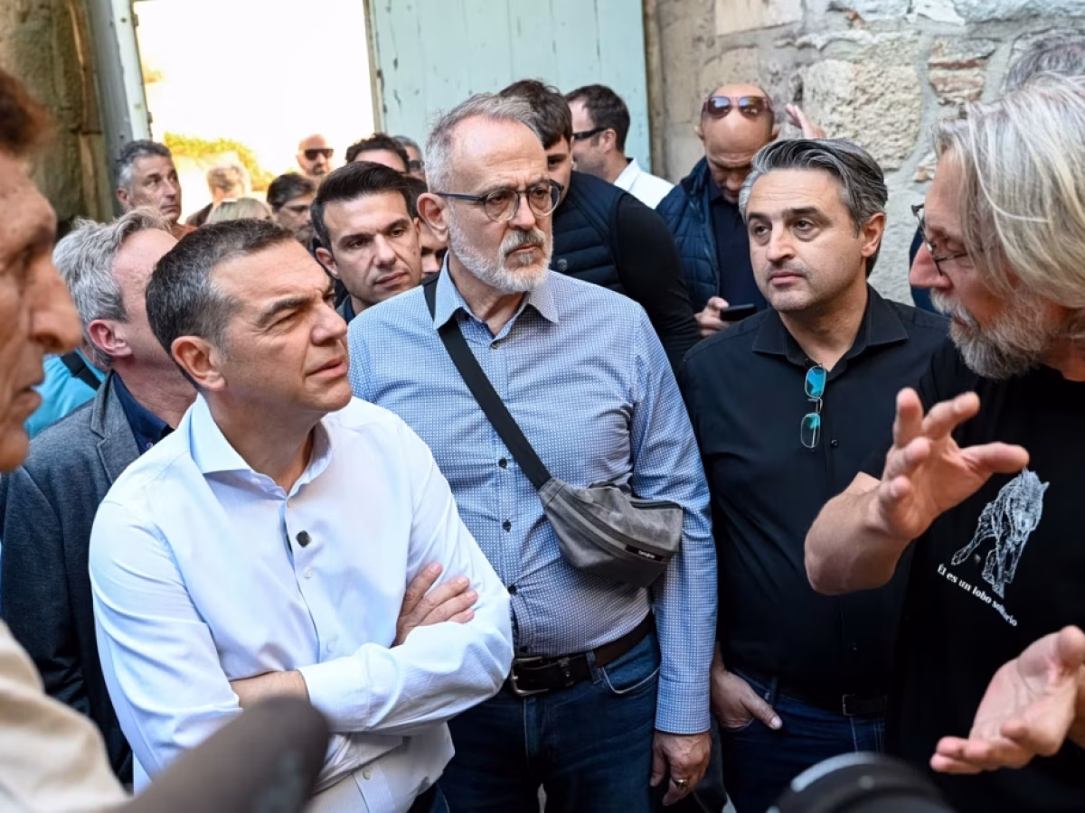 &Gamma;&epsilon;&nu;&tau;ί &Kappa;&omicron;&upsilon;&lambda;έ: &Omicron; &Alpha;&lambda;έ&xi;&eta;&sigmaf; &Tau;&sigma;ί&pi;&rho;&alpha;&sigmaf; &sigma;&tau;&omicron;&nu; &tau;ό&pi;&omicron; &tau;&omicron;&upsilon; &mu;&alpha;&rho;&tau;&upsilon;&rho;ί&omicron;&upsilon; &mu;&epsilon; &phi;&upsilon;&lambda;&alpha;&kappa;&iota;&sigma;&theta;έ&nu;&tau;&epsilon;&sigmaf; &ndash; &Eta; &iota;&sigma;&tau;&omicron;&rho;&iota;&kappa;ή &mu;&nu;ή&mu;&eta; &epsilon;&nu;&omicron;&chi;&lambda;&epsilon;ί &kappa;ά&pi;&omicron;&iota;&omicron;&upsilon;&sigmaf;&hellip; | in.gr