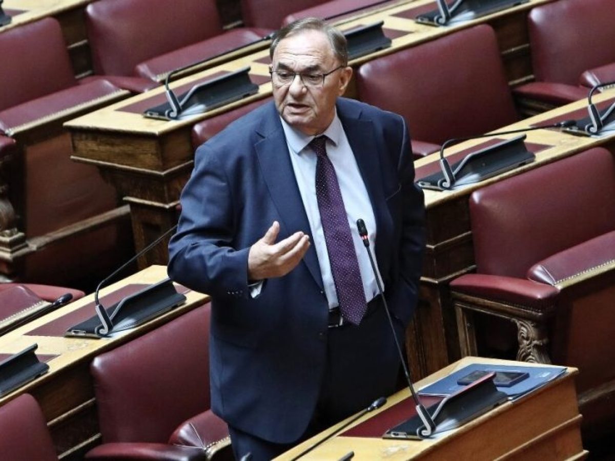 &laquo;&Tau;&omicron;&nu; ή&pi;&iota;&alpha;&mu;&epsilon;&raquo;: &Beta;&omicron;&upsilon;&lambda;&epsilon;&upsilon;&tau;ή&sigmaf; &tau;&eta;&sigmaf; &Nu;&Delta; &gamma;&iota;&alpha; &tau;&omicron; &tau;&omicron;&upsilon;&rho;&kappa;&omicron;&lambda;&iota;&beta;&upsilon;&kappa;ό &mu;&nu;&eta;&mu;ό&nu;&iota;&omicron;