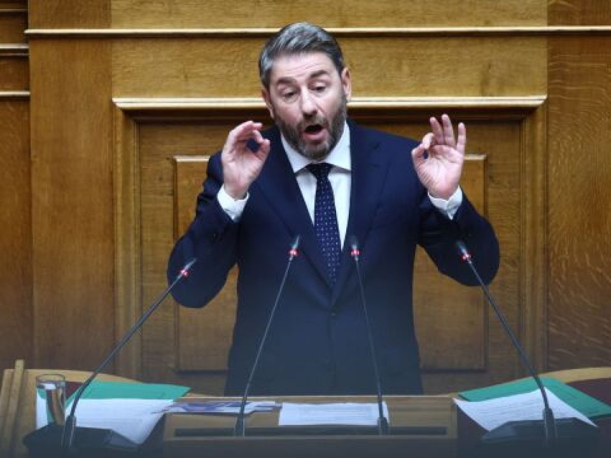 &Omicron;&iota; &epsilon;&pi;&alpha;&phi;έ&sigmaf; &Alpha;&nu;&delta;&rho;&omicron;&upsilon;&lambda;ά&kappa;&eta; &mu;&epsilon; &kappa;&alpha;&nu;&alpha;&lambda;ά&rho;&chi;&epsilon;&sigmaf;, &pi;&alpha;&rho;ά &tau;&iota;&sigmaf; &phi;&omega;&nu;έ&sigmaf; &gamma;&iota;&alpha; &delta;&iota;&alpha;&pi;&lambda;&omicron;&kappa;ή &kappa;&alpha;&iota; &omicron; &pi;&rho;&alpha;&gamma;&mu;&alpha;&tau;&iota;&kappa;ό&sigmaf; &tau;&omicron;&upsilon; &sigma;&tau;ό&chi;&omicron;&sigmaf;