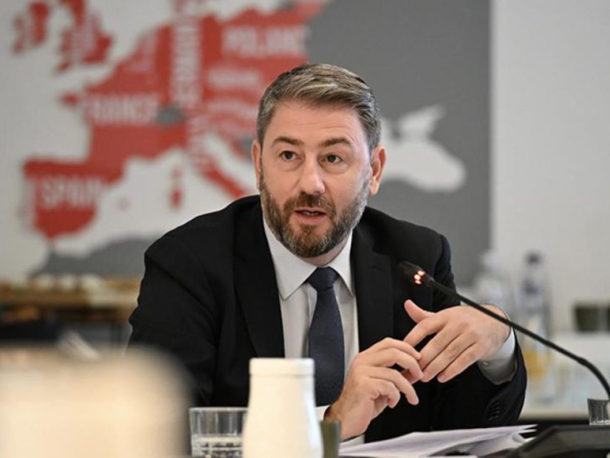 &Alpha;&nu;&delta;&rho;&omicron;&upsilon;&lambda;ά&kappa;&eta;&sigmaf;: &laquo;&Alpha;&nu;&tau;ί&pi;&alpha;&lambda;ό&sigmaf; &mu;&omicron;&upsilon; &epsilon;ί&nu;&alpha;&iota; &omicron; &lambda;&alpha;ϊ&kappa;&iota;&sigma;&mu;ό&sigmaf; &kappa;&alpha;&iota; &eta; &pi;&omicron;&lambda;&iota;&tau;&iota;&kappa;ή &pi;&omicron;&upsilon; &delta;&epsilon;&nu; &pi;ά&epsilon;&iota; &tau;&eta; &chi;ώ&rho;&alpha; &mu;&pi;&rho;&omicron;&sigma;&tau;ά&raquo; | Lykavitos.gr