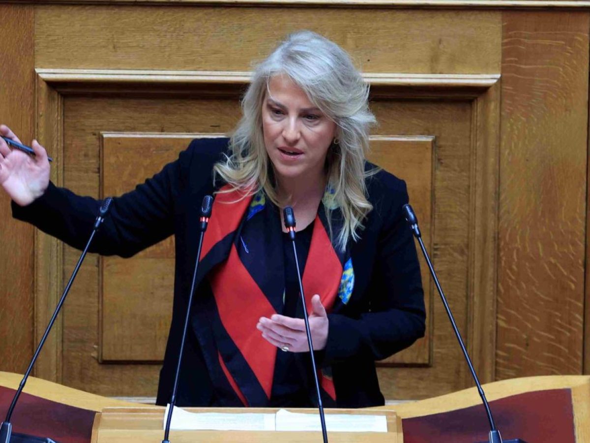 EL &ndash; &Rho;. &Delta;&omicron;ύ&rho;&omicron;&upsilon;: &Omicron;ύ&tau;&epsilon; έ&nu;&alpha; &delta;&epsilon;&upsilon;&tau;&epsilon;&rho;ό&lambda;&epsilon;&pi;&tau;&omicron; &delta;&epsilon;&nu; &beta;&rho;έ&theta;&eta;&kappa;&epsilon; &gamma;&iota;&alpha; &tau;&omicron; &Kappa;&upsilon;&pi;&rho;&iota;&alpha;&kappa;ό &sigma;&tau;&eta;&nu; &epsilon;&pi;ί&sigma;&kappa;&epsilon;&psi;&eta; &Rho;&omicron;ύ&mu;&pi;&iota;&omicron; &sigma;&tau;&eta;&nu; &Alpha;&theta;ή&nu;&alpha;