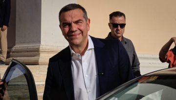 &Omicron; &Alpha;&lambda;έ&xi;&eta;&sigmaf; &Tau;&sigma;ί&pi;&rho;&alpha;&sigmaf; &sigma;&upsilon;&nu;&epsilon;&chi;ί&zeta;&epsilon;&iota; &tau;&iota;&sigmaf; &pi;&epsilon;&rho;&iota;&omicron;&delta;&epsilon;ί&epsilon;&sigmaf;: &Alpha;&pi;ό&psi;&epsilon; &sigma;&tau;&eta;&nu; &Eta;&lambda;&iota;&omicron;ύ&pi;&omicron;&lambda;&eta; &kappa;&alpha;&iota; &tau;&eta; &Delta;&epsilon;&upsilon;&tau;έ&rho;&alpha; &sigma;&tau;&eta;&nu; &Kappa;&alpha;&lambda;&alpha;&mu;ά&tau;&alpha;