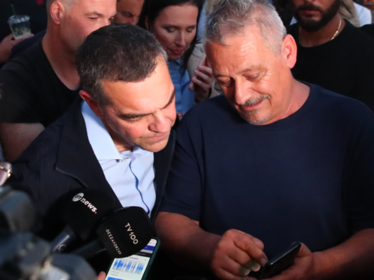 &Theta;&epsilon;&sigma;&sigma;&alpha;&lambda;&omicron;&nu;ί&kappa;&eta;: &Nu;&alpha; &sigma;&tau;&eta;&rho;&iota;&chi;&theta;&omicron;ύ&nu; &omicron;&iota; ά&nu;&theta;&rho;&omega;&pi;&omicron;&iota; &tau;&eta;&sigmaf; &alpha;&lambda;&iota;&epsilon;ί&alpha;&sigmaf;, &zeta;ή&tau;&eta;&sigma;&epsilon; &omicron; &Tau;&sigma;ί&pi;&rho;&alpha;&sigmaf;